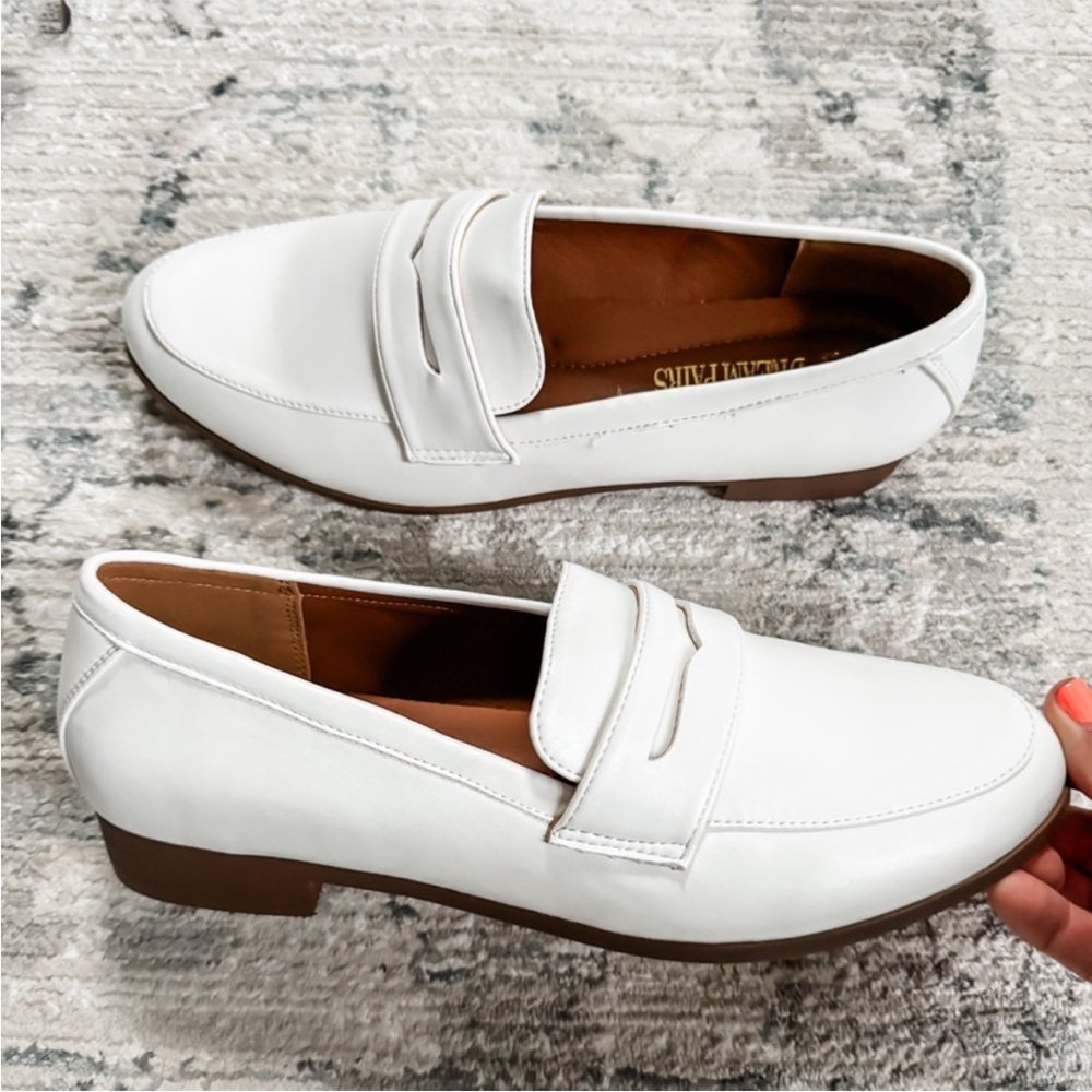 🆕 White Loafers